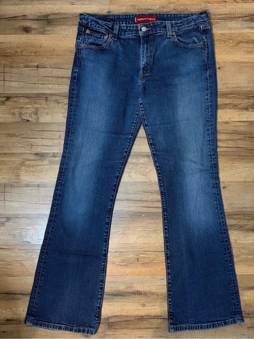 Vintage Levis 518 Superlow Bootcut Jeans Dark Wash Denim Y2K 13 JR M Trashy Boho
